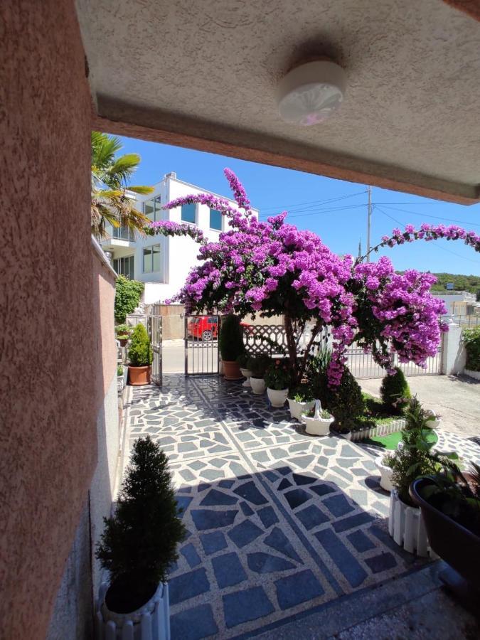 Apartmani Andrijana Ulcinj Kültér fotó